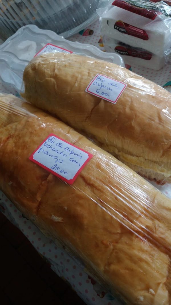 Pão de Aipim com Recheio de Frango (450 g) - Sítio Pica Pau